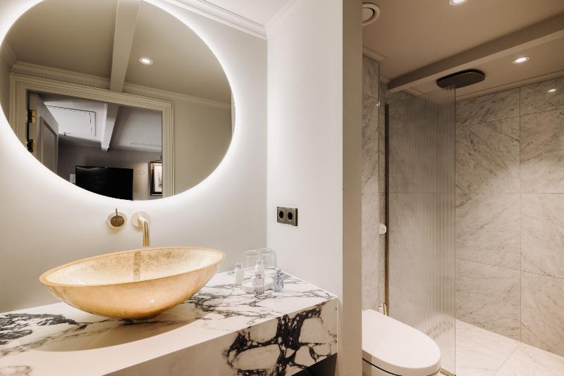 717 Hotel - Oda