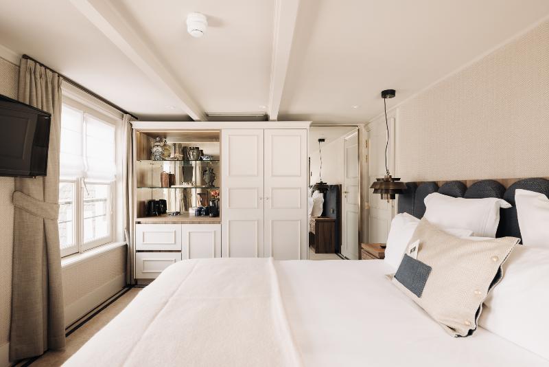 717 Hotel - Oda