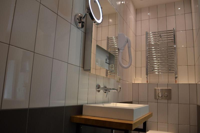 Alp Hotel Amsterdam - Oda