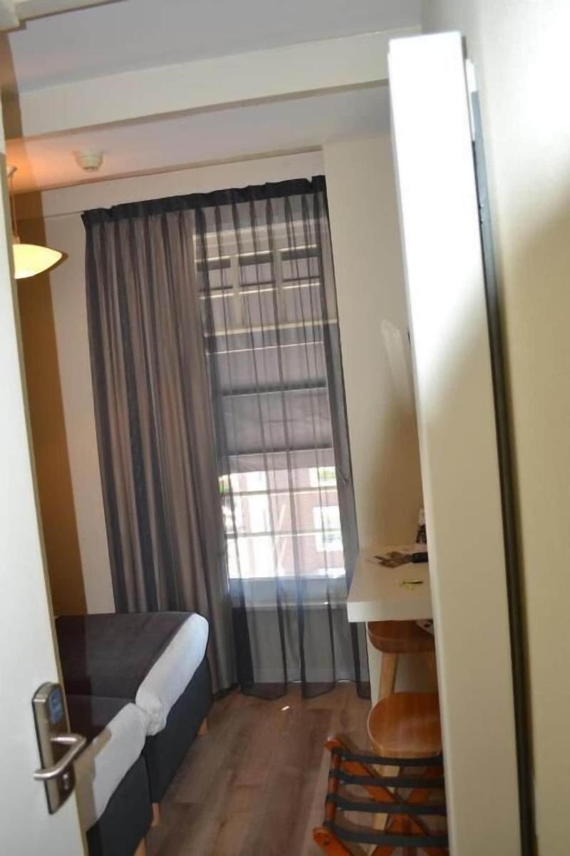 Alp Hotel Amsterdam - Oda
