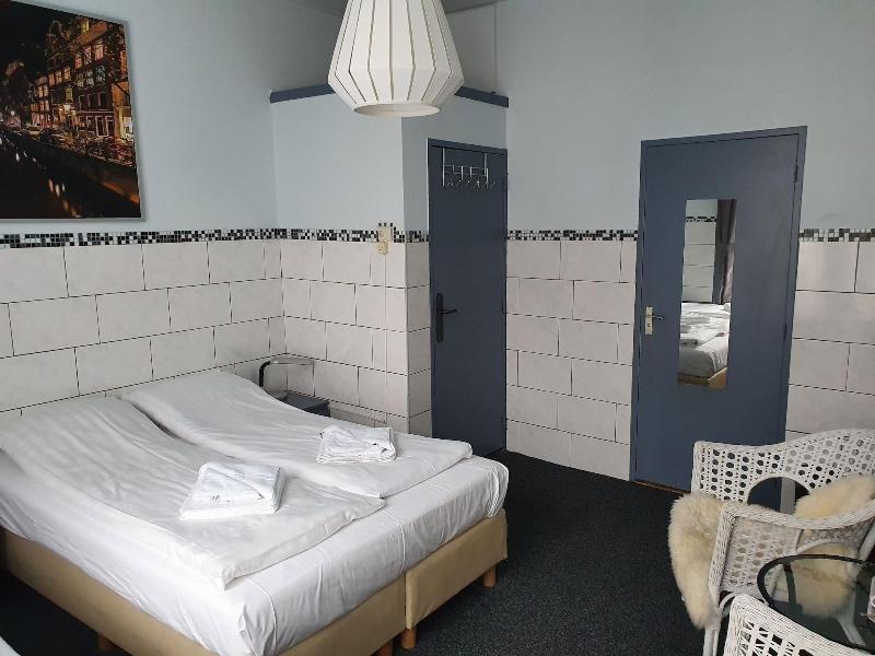 Hotel Freeland - Oda