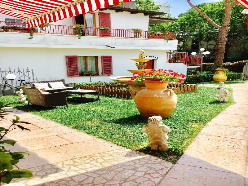 Hotel De Amicis - Genel