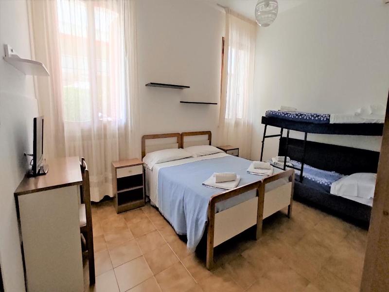Hotel De Amicis - Genel