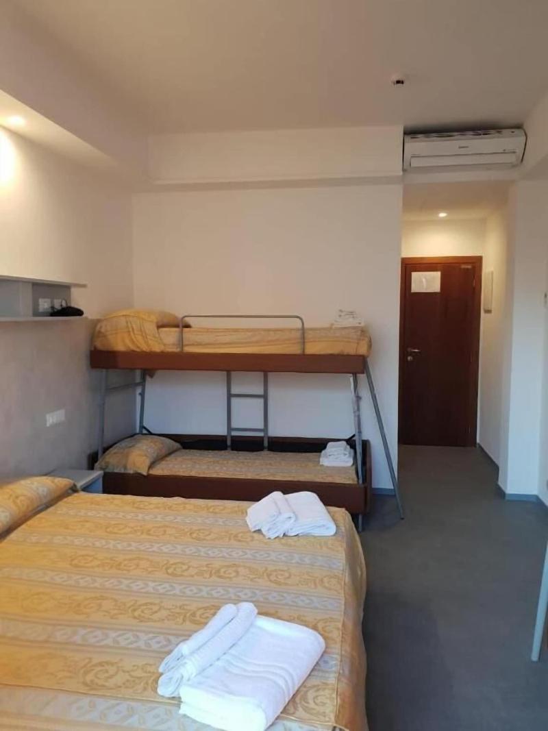 Hotel Ambasciata - Oda