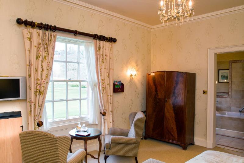 Cringletie House Hotel - Oda