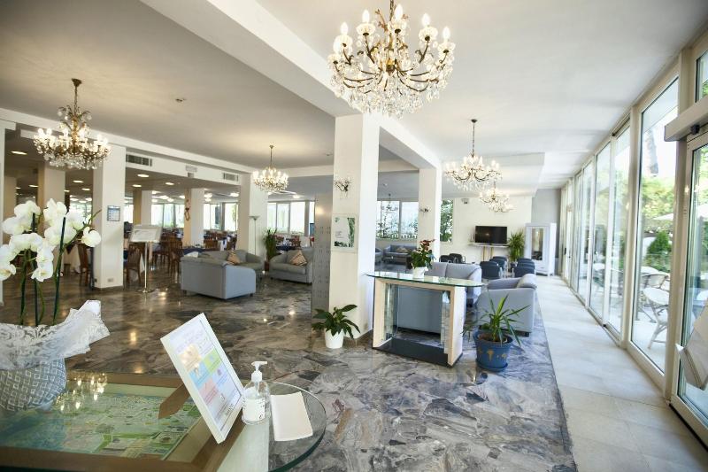 Hotel Maestri - Lobi