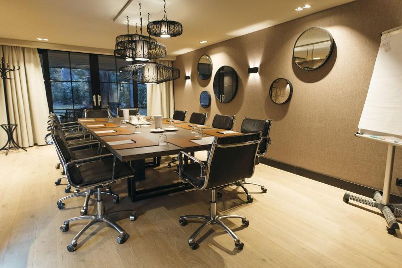 Van der Valk Hotel Apeldoorn - De Cantharel - Toplantı