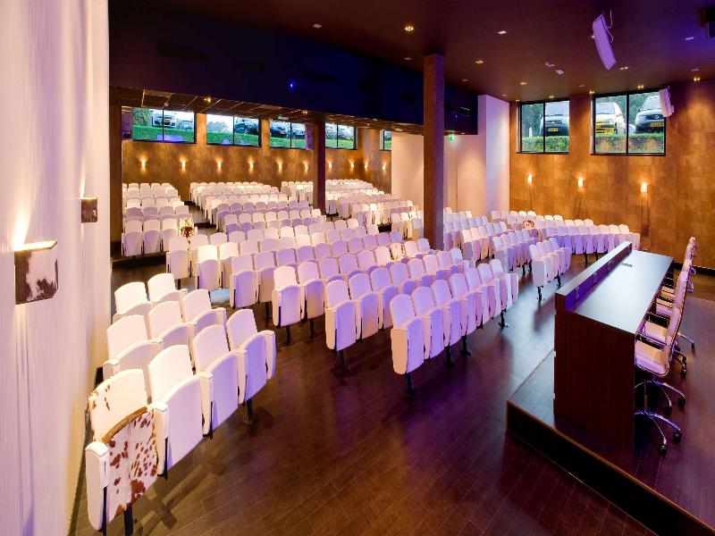Van der Valk Hotel Apeldoorn - De Cantharel - Genel