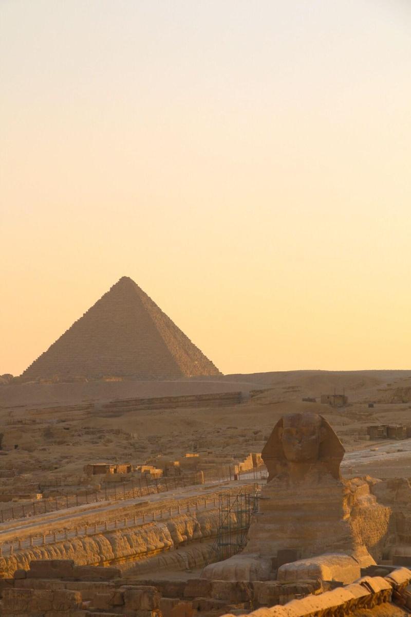 Pyramids Valley - Oda