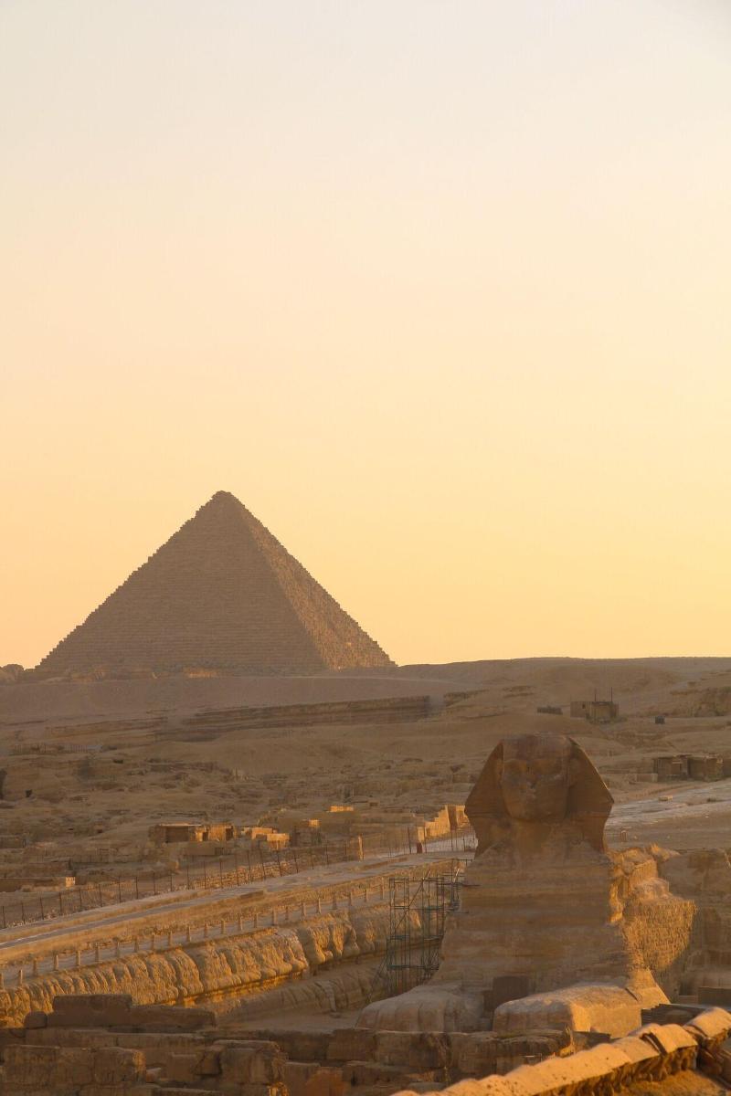 Pyramids Valley - Oda
