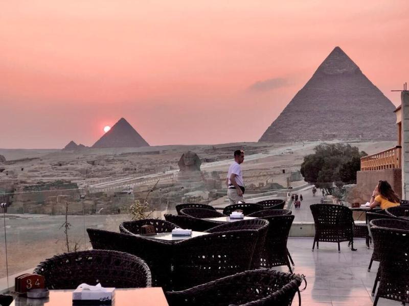 Pyramids Valley - Restoran