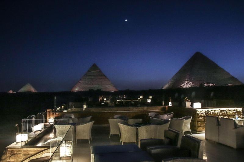 Pyramids Valley - Restoran