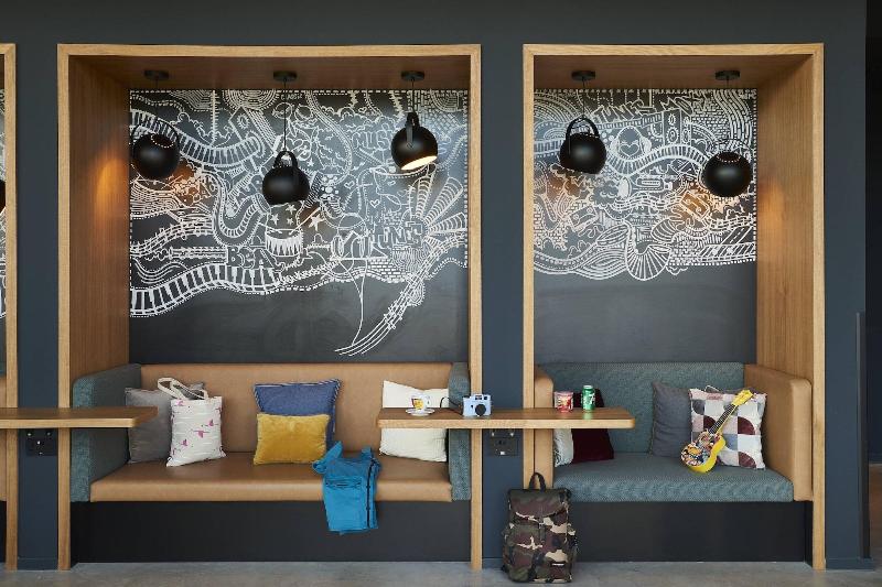 Moxy Birmingham Nec - Lobi