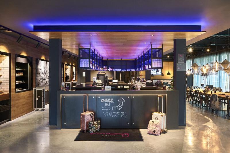 Moxy Birmingham Nec - Lobi