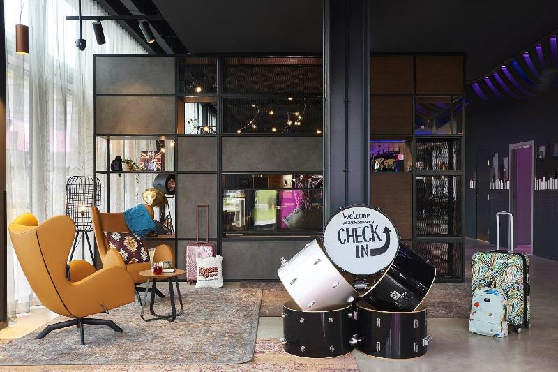 Moxy Birmingham Nec - Lobi