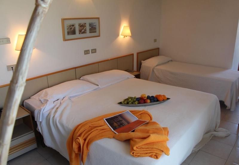 Hotel Antares - Oda