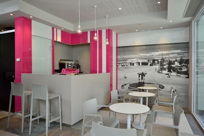 Embassy Hotel & SPA - Bar