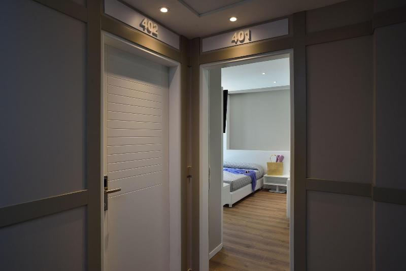 Embassy Hotel & SPA - Oda