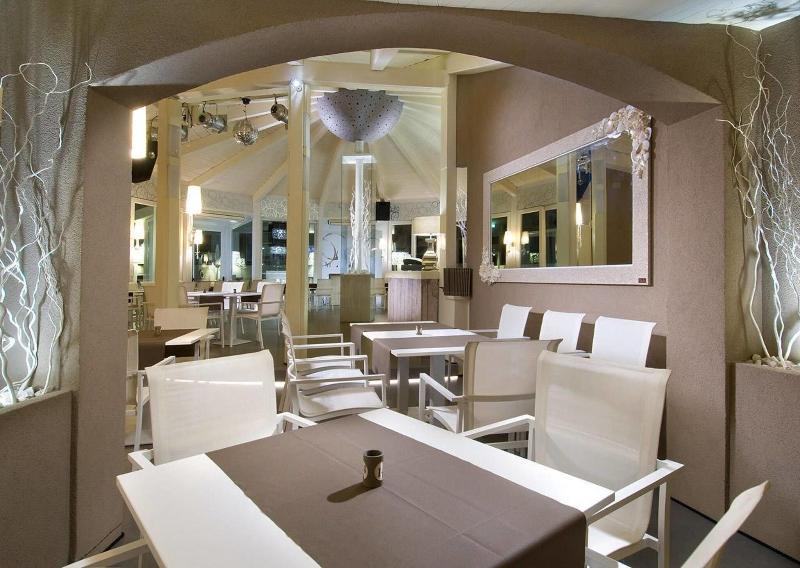 Hotel Pacific - Restoran