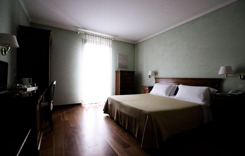 Hotel Diana - Oda