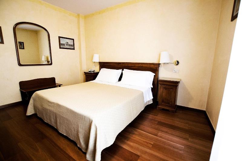 Hotel Diana - Oda