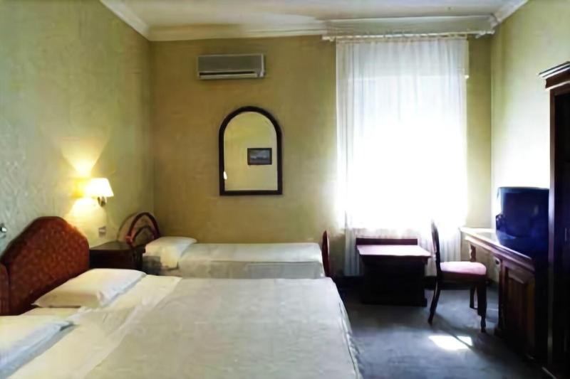 Hotel Diana - Oda