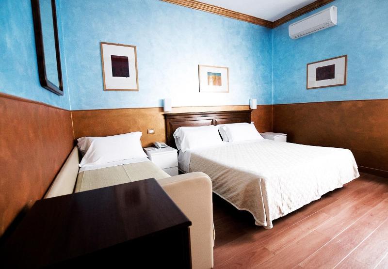 Hotel Diana - Oda