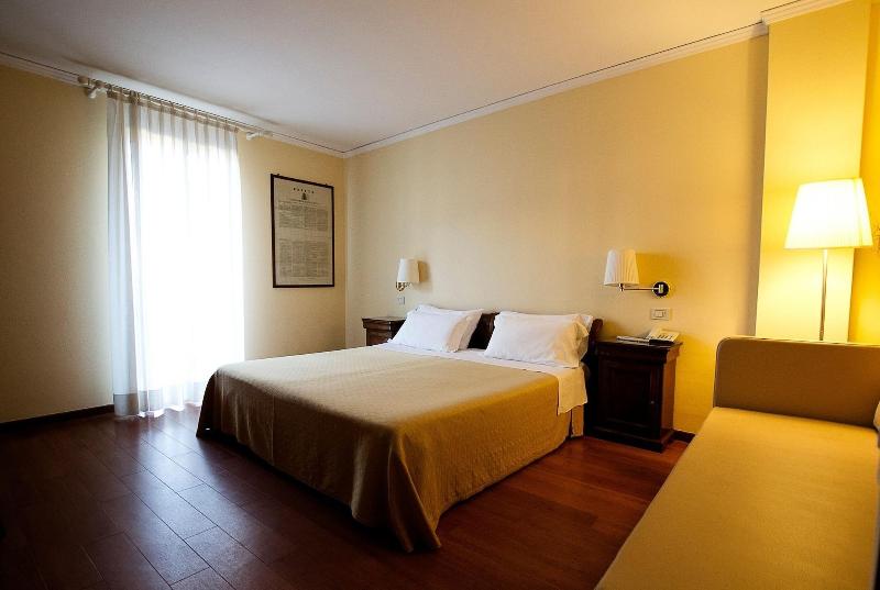 Hotel Diana - Oda