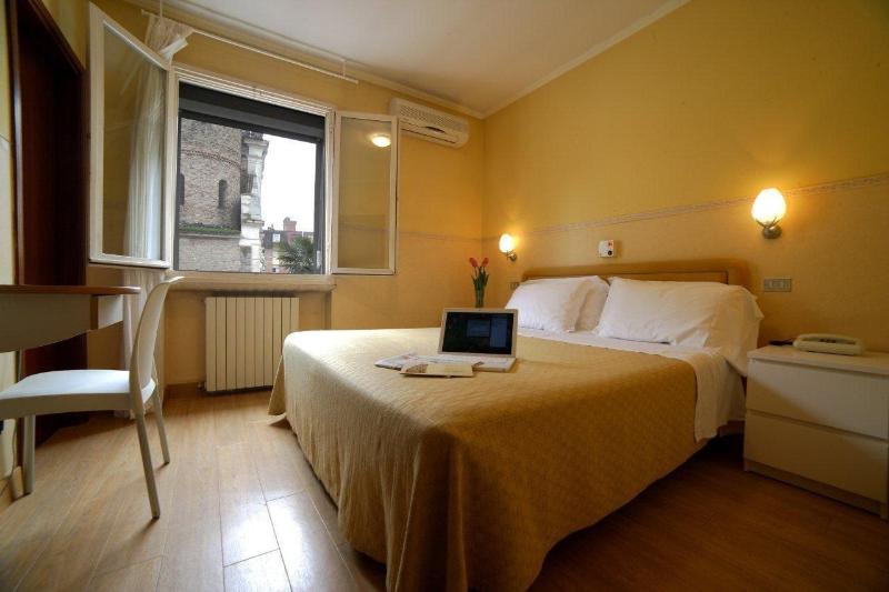 Hotel Diana - Oda