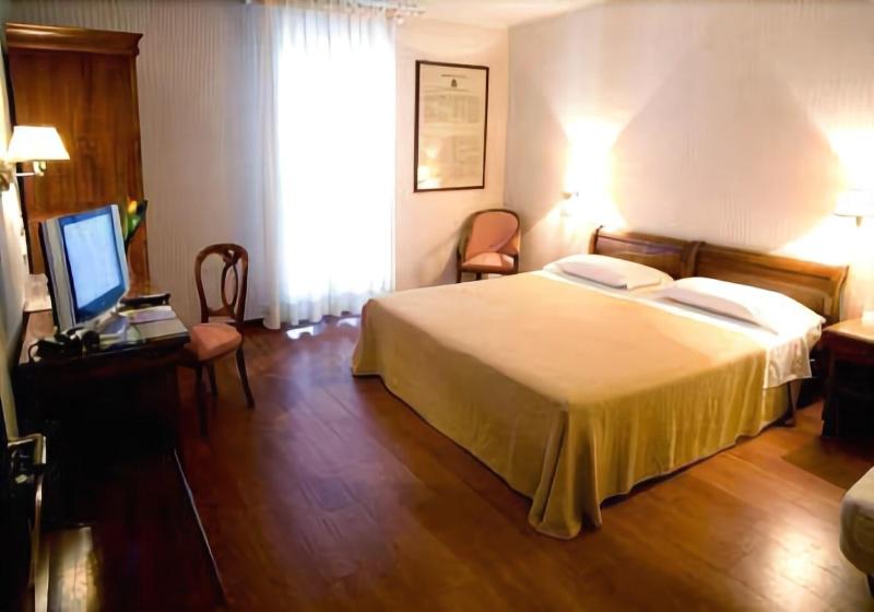 Hotel Diana - Oda