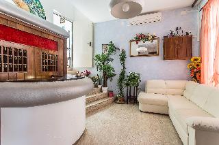Hotel Holiday otel fotoğrafı
