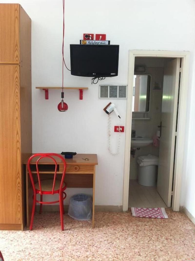 Hotel Holiday - Oda