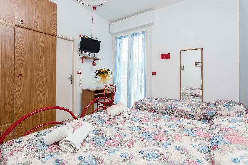 Hotel Holiday - Oda