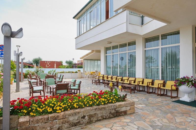 Hotel Caesar - Genel