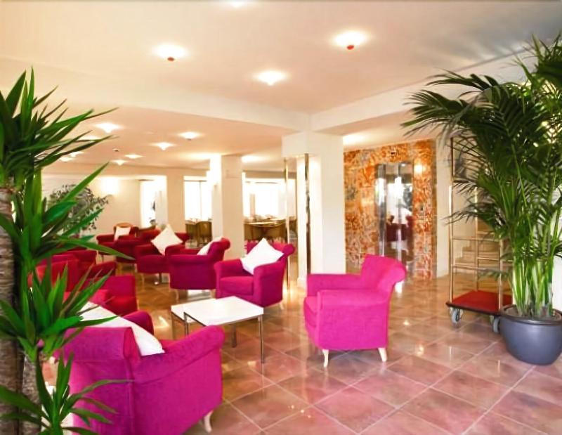 Hotel Ambra - Lobi