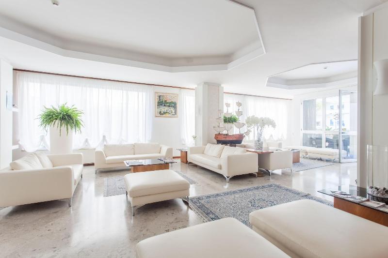 Hotel Esplanade - Lobi