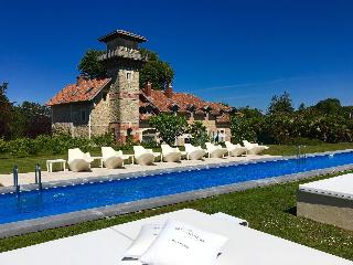 Beaumanoir Small Luxury Boutique Hotel
