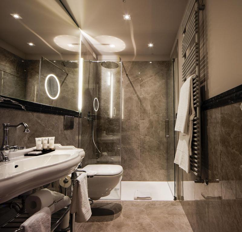 The Frame Hotel - Oda