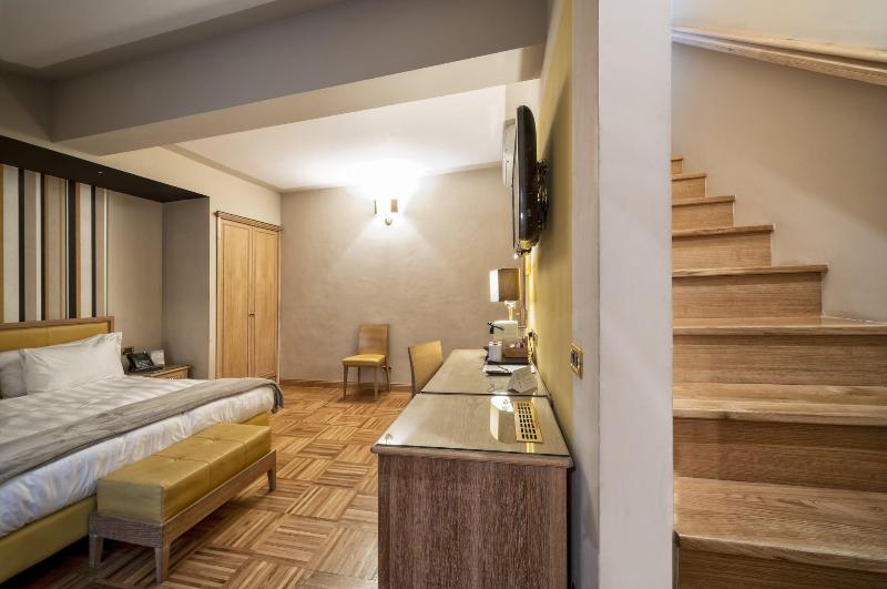 Solo Experience Hotel - Oda