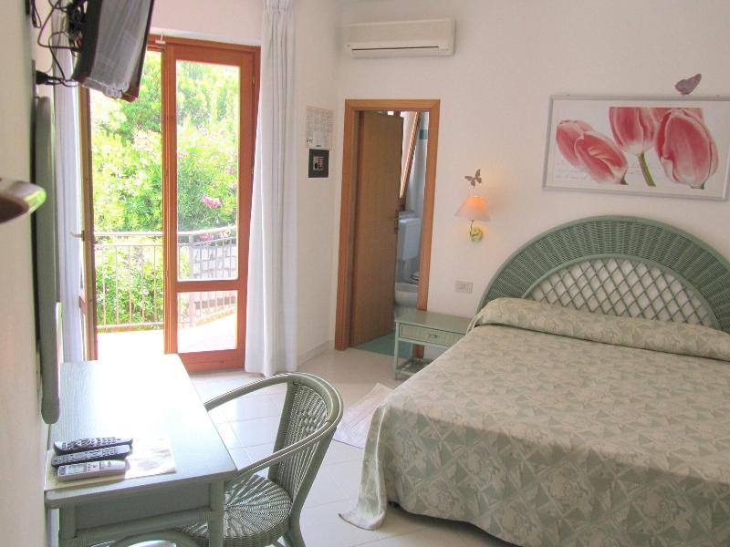 Hotel Montemerlo - Oda