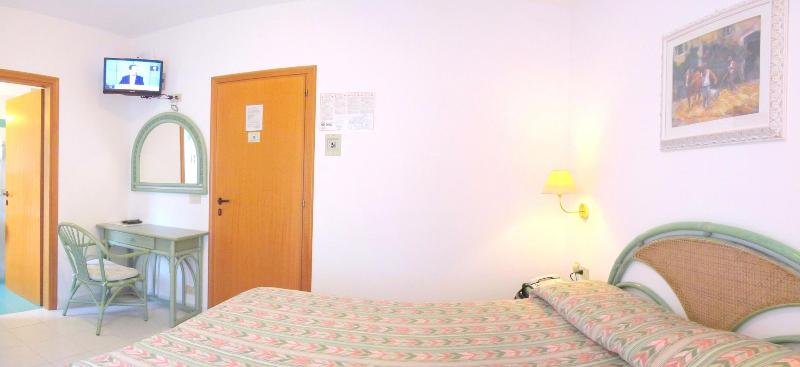 Hotel Montemerlo - Oda