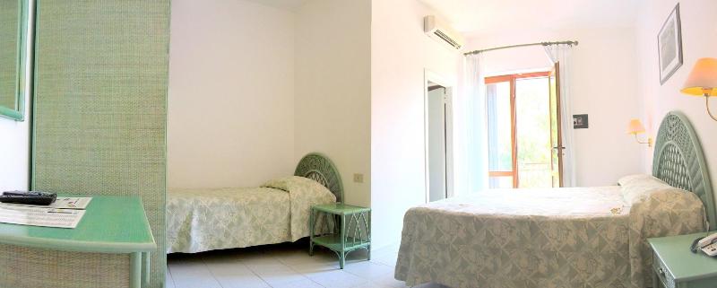 Hotel Montemerlo - Oda