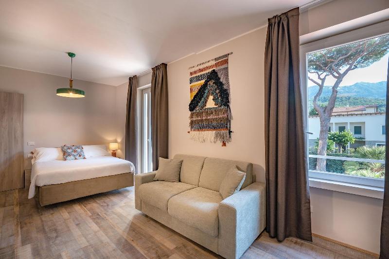 Marina Garden Hotel - Oda