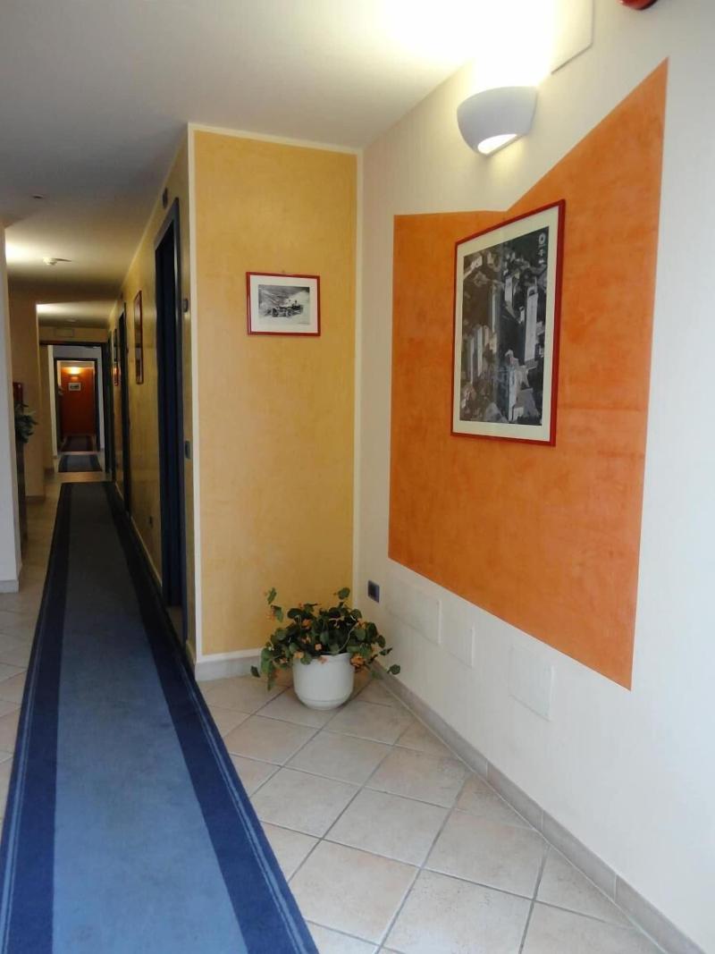 Hotel 1000 Miglia - Lobi