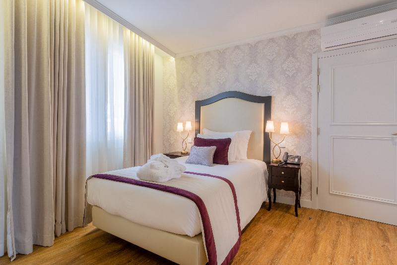 Luna Hotel Turismo - Oda