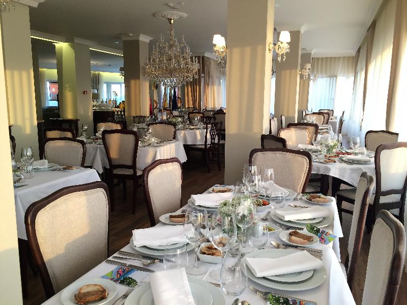 Luna Hotel Turismo - Restoran