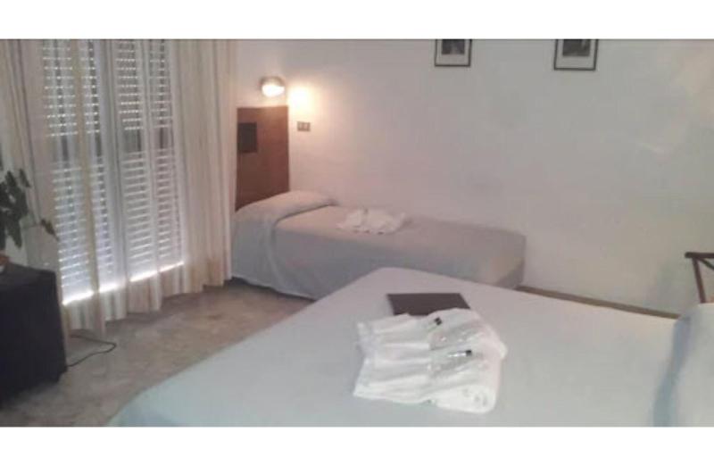 Hotel Montecarlo - Oda