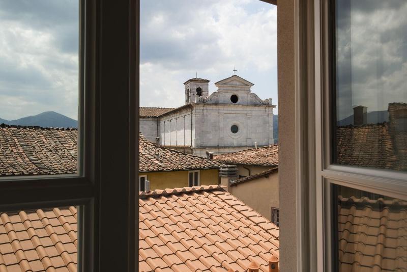 Palazzo Dipinto - Oda