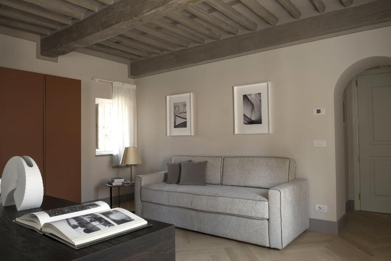 Palazzo Dipinto - Oda