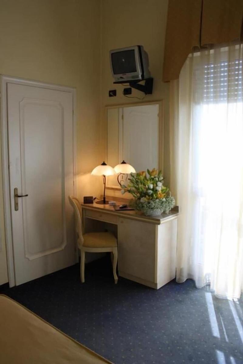 Hotel London - Oda